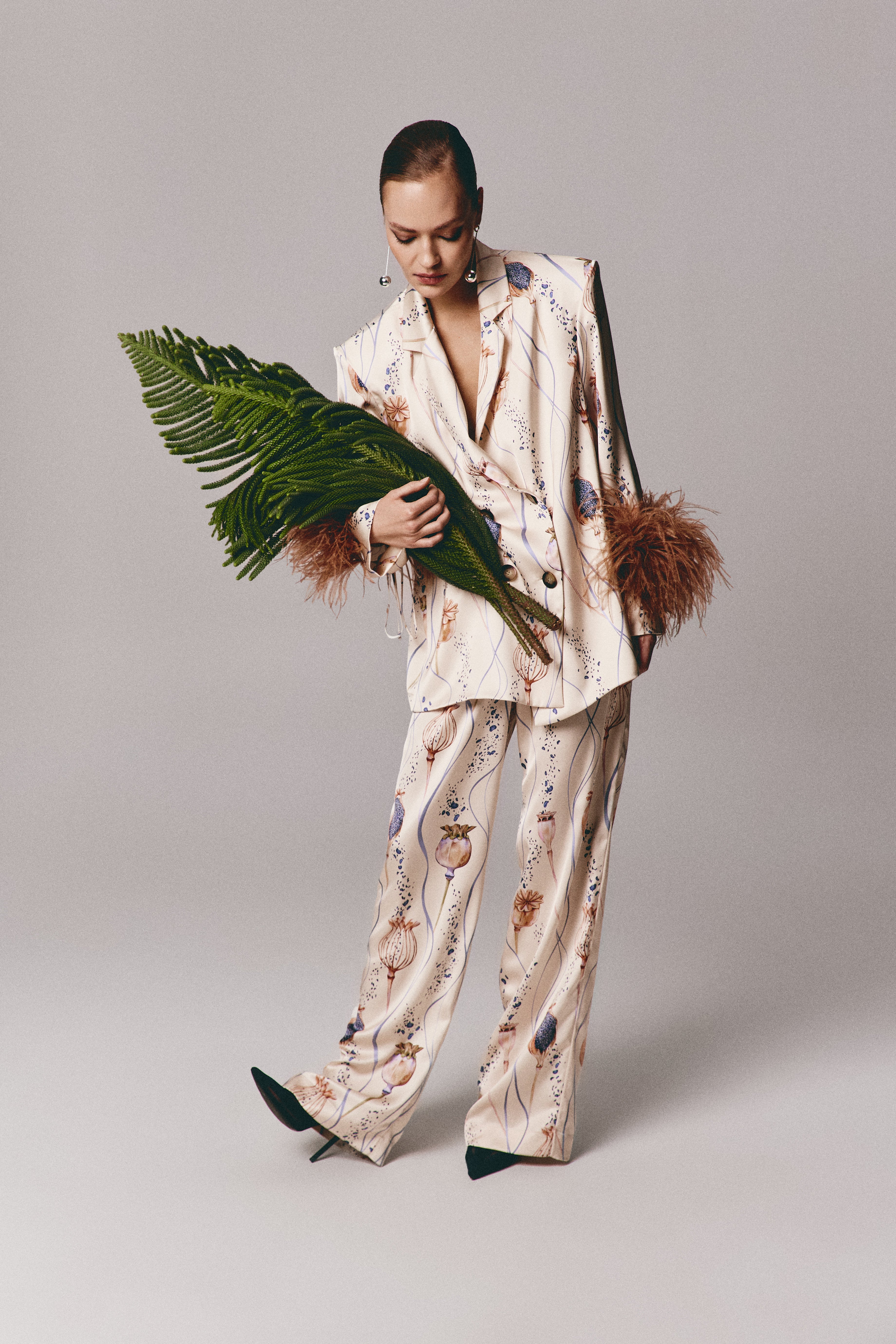 Makivka costume