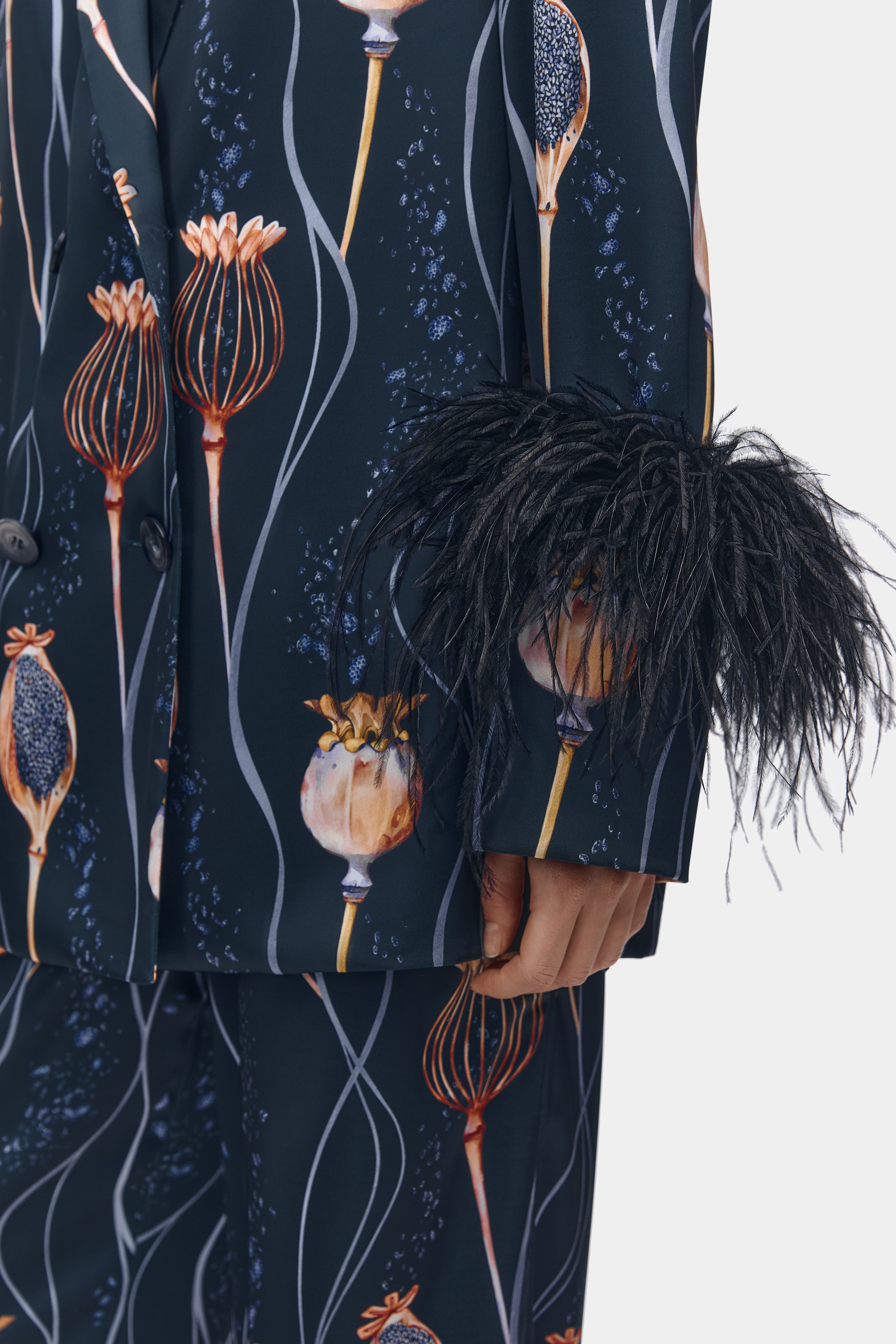 Makivka costume